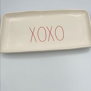 Rae Dunn XOXO Cream Tray
